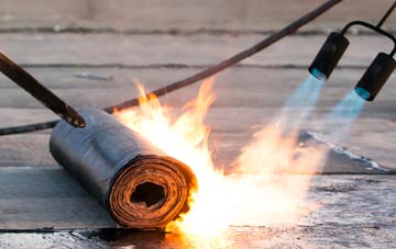 Handless asphalt flat roofing repairs